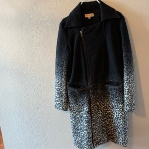 Nice leopard print coat.